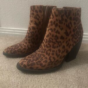 Steve Madden Brown Leopard Ankle Booties